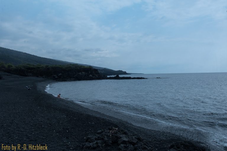 30.08.2013 – Rolf und Polarisation, Royal Kona Coffee Mill, Pebble Beach