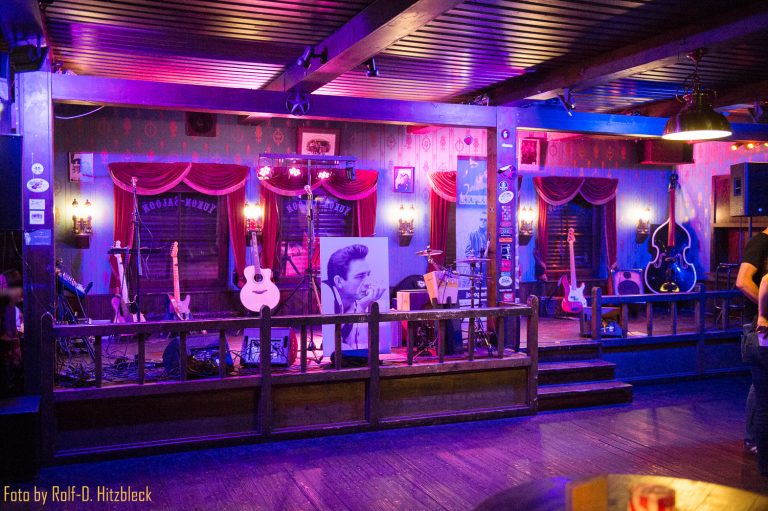 Johnny Cash Experience gibt Konzert im Yukon-Saloon in Dinslaken