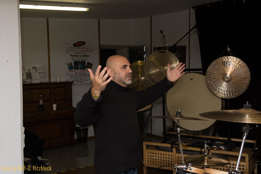 case-drum-toni-liotta-1768.jpg