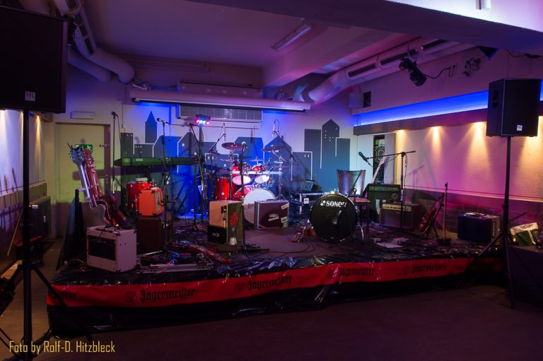 Rascal’s Corner spielt im Gleis drei in Duisburg