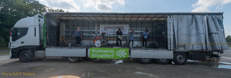 Rascal’s Corner spielt beim Düsseldorfer Mopped Schützen Treffen