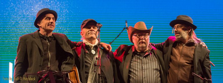 Country im Pott – 4 boys named Sue spielen in Bochum